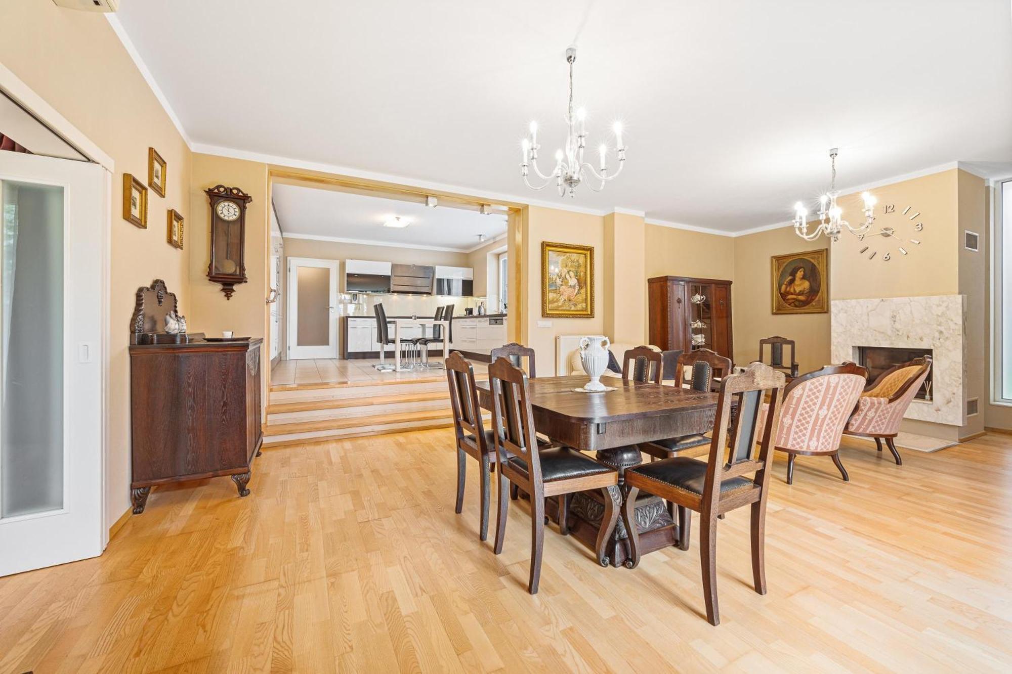 Hotel Antares Братислава Экстерьер фото