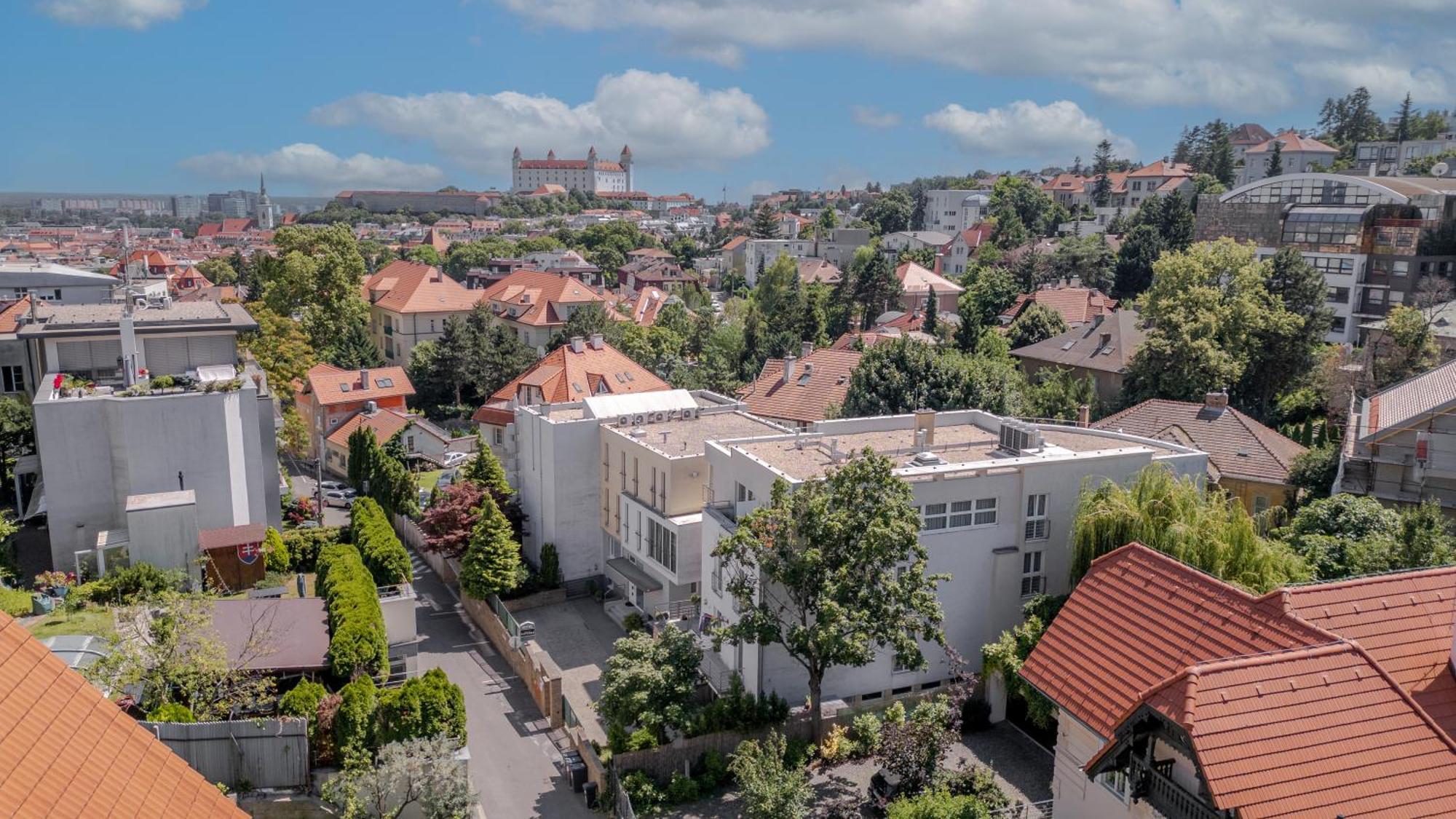 Hotel Antares Братислава Экстерьер фото